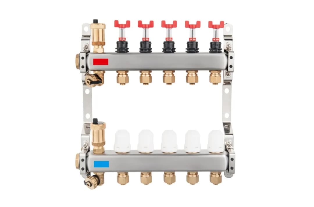 Jakie ciśnienie w ogrzewaniu podłogowym? Uniknij kosztownych problemów